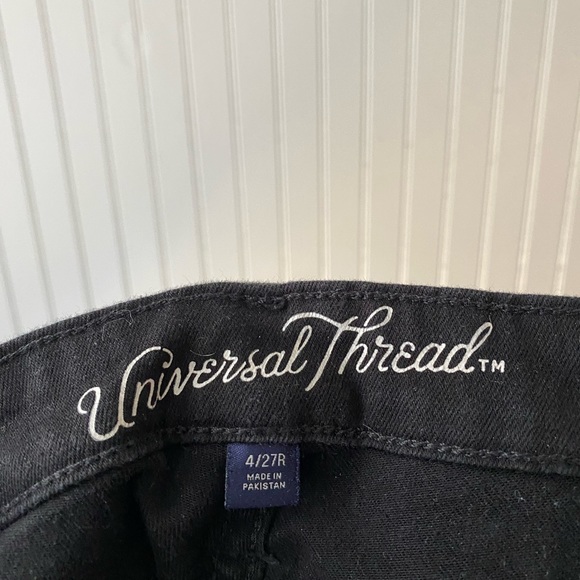 Universal Thread Shorts - Picture 2 of 2